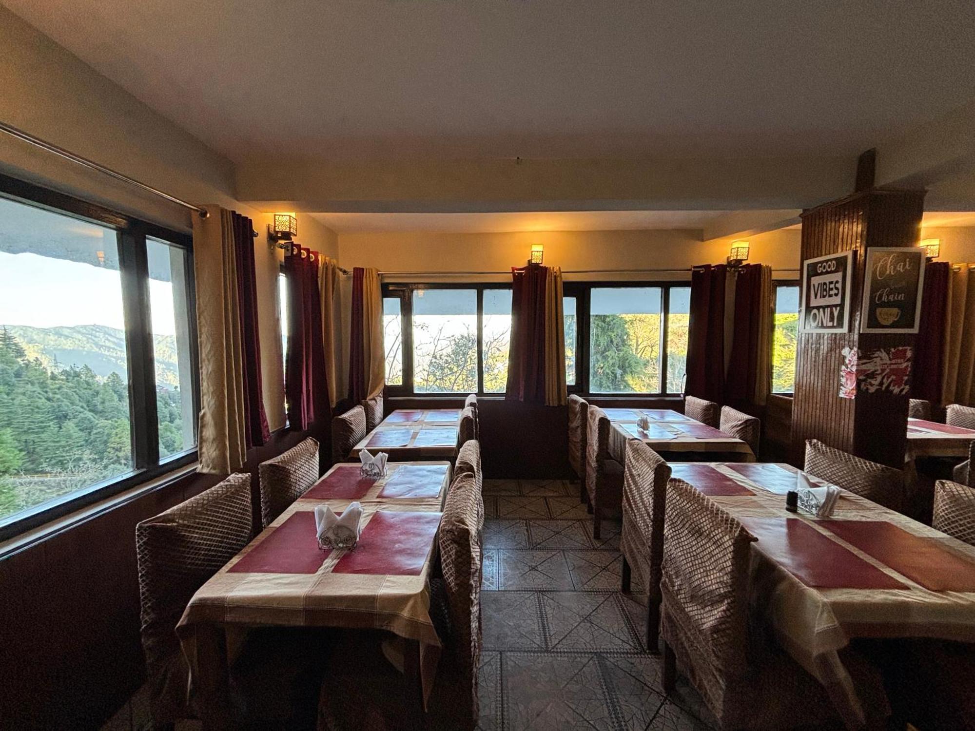 Kumaon Roop Resort Near Kainchi Dham Nainital Bagian luar foto
